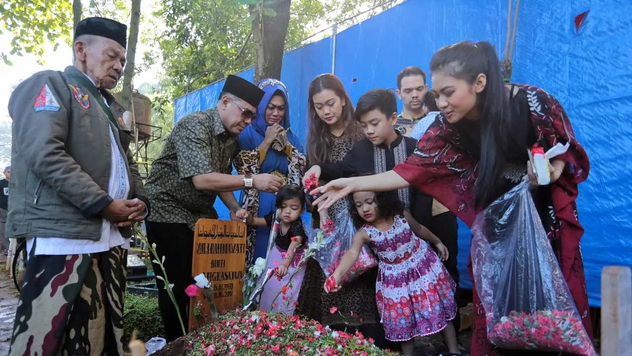 Makam Julia Perez