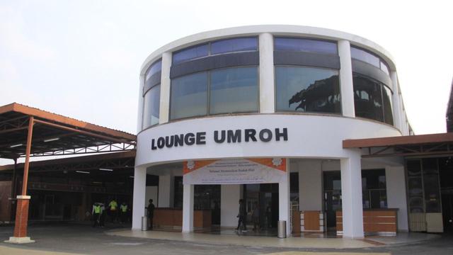 Lounge umrah di Bandara Soekarno Hatta Tangerang Banten.