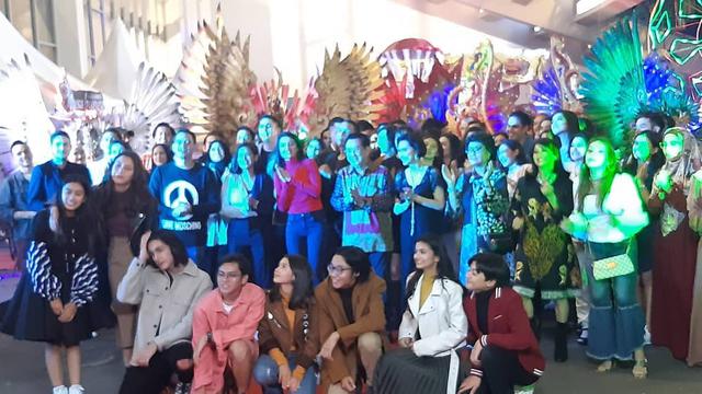 6 Potret Kebersamaan Artis Sinemart di Balik Layar Sinetron, Kompak