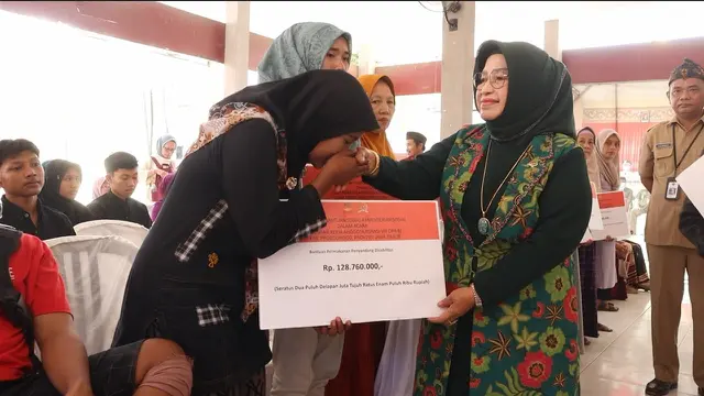Kunjungan Kemensos Bawa Berkah Bagi Warga Kabupaten Probolinggo