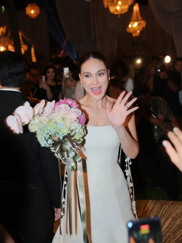 6 Potret Penampilan Luna Maya dari Siraman hingga After Party, Memukau di Usia 41