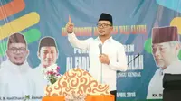 Menteri Hanif saat menjadi pembicara dalan acara Silaturahim Alumni Pondok Pesantren Al Fadlu Wal Fadhilah Kaliwungu, Kendal.