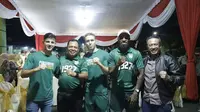 Pangdam V/Brawijaya Mayjen TNI Farid Makruf menggelar perayaan HUT ke-96 Persebaya di Mako Yonif 516/CY Kompleks Kodam V/Brawijaya, Minggu (25/6/2023). (Ist)