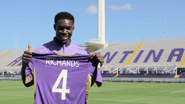 Bek Fiorentina Ini Ogah Tanggapi Inter Milan (udah)