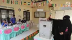 Warga menggunakan hak pilihnya pada pelaksanaan Pilkada Serentak 2018 di TPS 31 Mutiara Sentul, Bogor, Rabu (27/6). TPS ini didekorasi dengan konsep piala dunia untuk menarik minat pemilih agar hadir dalam pencoblosan. (Merdeka.com/Arie Basuki)