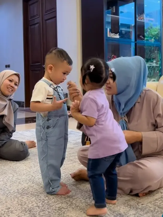 Rayyanza dan Ameena (Instagram/attahalilintar)