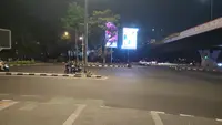 Situasi Terkini Simpang Dago Usai Massa Bakar Truk Dalmas dan Serang Polisi