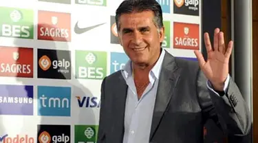 Newly assigned coach of the Portuguese national football team Carlos Queiroz arrives for a press conference at the Portuguese Football Federation headquarters in Lisbon on July 16, 2008. AFP PHOTO/ FRANCISCO LEONG