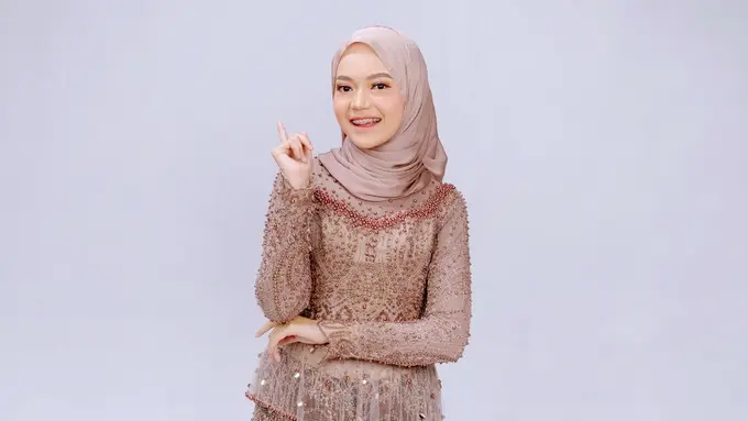 kebaya-kezo