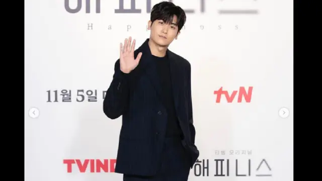 Park Hyung Sik