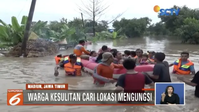 Banjir setinggi 1,5 meter rendam ratusan rumah di Madiun, Jawa Tengah. Sejumlah hewan ternak jadi korban.