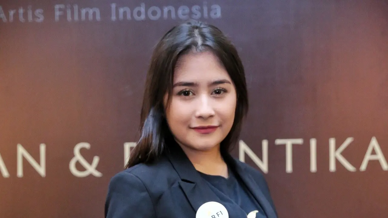 [Bintang] Prilly Latuconsina