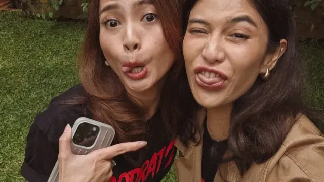 Potret Kedekatan Acha Septriasa dan Dian Sastro (credit: instagram/septriasaacha)