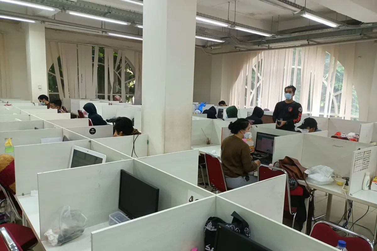 Polisi Kembali Gerebek Kantor Pinjaman Online Ilegal di Cipondoh, Tangerang