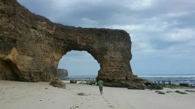Pantai Bawana