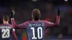 Bintang PSG, Neymar merayakan golnya ke gawang Celticc pada laga grup B Liga Champions di Parc des Princes stadium, Paris, (22/11/2017). PSG menang telak 7-0. (AP/Christophe Ena)