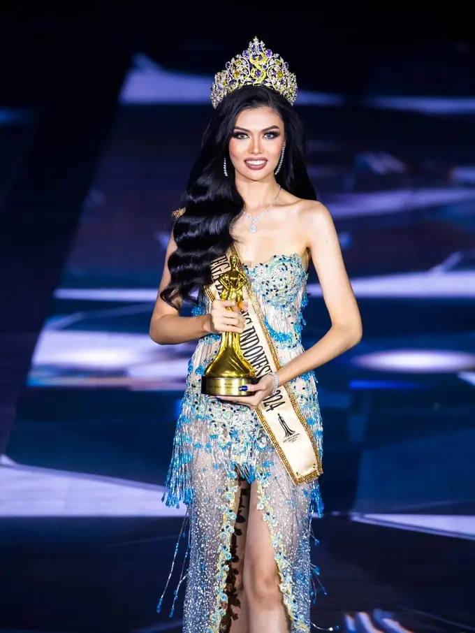 Nova Liana Terpilih Jadi Miss Mega Bintang Indonesia 2024, Kenakan Mahkota Gayatri yang Jadi Simbol Kemakmuran