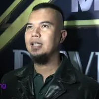 Ahmad Dhani kembali membuka peluang untuk wanita Indonesia yang ingin masuk ke industri musik Indonesia. Melalui pencarian bakat ‘Dewi Dewi Mahadewi’, Ahmad Dhani akan memilih empat orang pemenang.