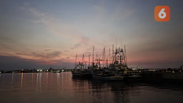 Hasil Kamera Galaxy S25 Ultra saat malam hari