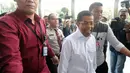 Menteri Sosial, Idrus Marham tiba di Gedung KPK untuk menjalani pemeriksaan, Jakarta, Kamis (26/7). Idrus akan diperiksa dalam kapasitasnya sebagai Sekretaris Jenderal Partai Golkar terkait kasus dugaan suap PLTU Riau-1. (Merdeka.com/Dwi Narwoko)