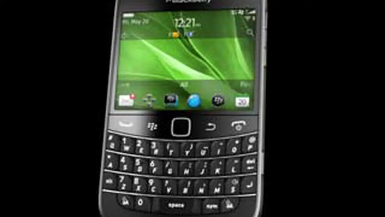 110728bblackberry9930.jpg
