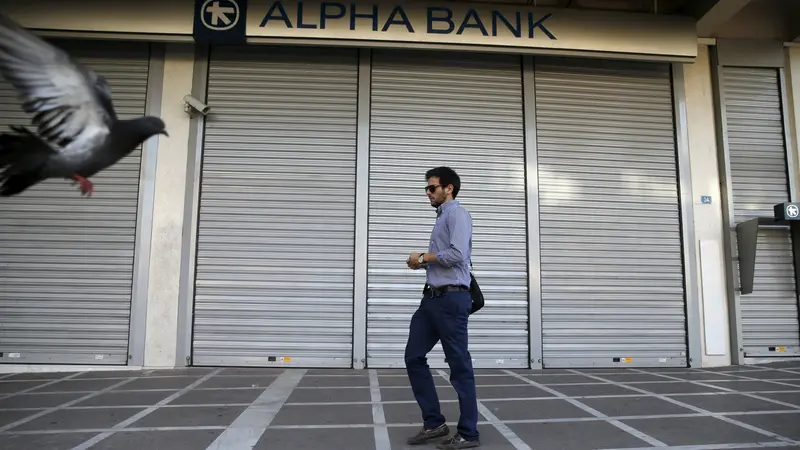 20150629-Bank-Bank-Yunani-Diliburkan-Yunani5