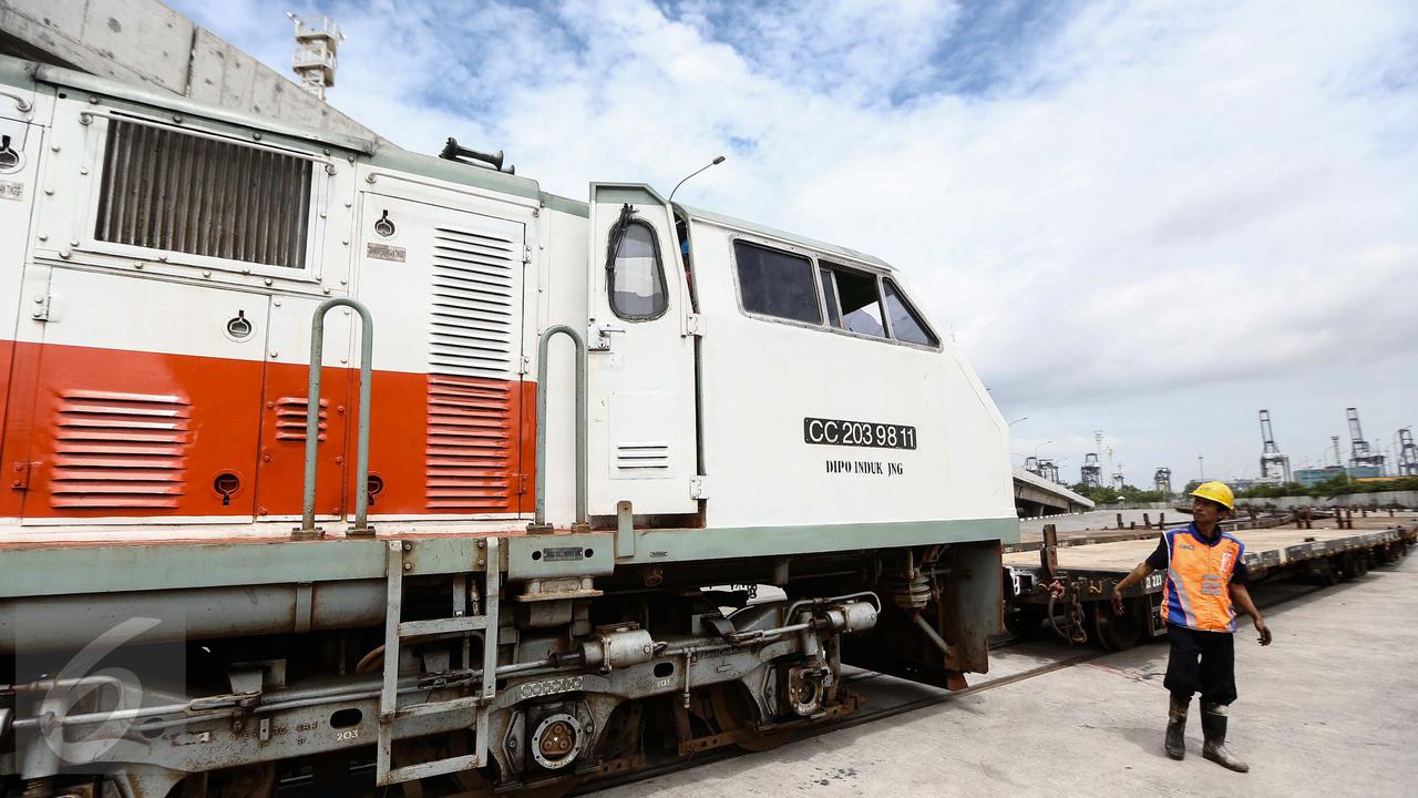 20170113- Kereta Peti Kemas Gedebage-Tanjung Priok Mulai Beroperasi-Jakarta- Faizal Fanani-0