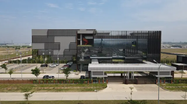 Sinergi Danantara, NeutraDC Gandeng PLN Siapkan Ekspansi Hyperscale Data Center di Cikarang