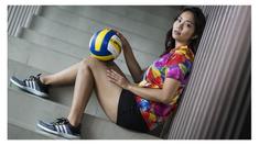 Berllian Marsheilla, pevoli putri Jakarta Electric PLN yang bercerita tentang awal menyukai voli dan perubahan posisi dari Spiker menjadi Libero karena cedera meniskusnya.