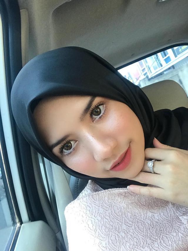 Jadi Ibu Bhayangkari, Ini 6 Potret Terbaru Pemeran Dyah Ayu Laksmi Tutur Tinular