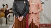 3 Pesona Erina Gudono yang Sedang Hamil Mengenakan Kebaya Tradisional, Menarik Perhatian