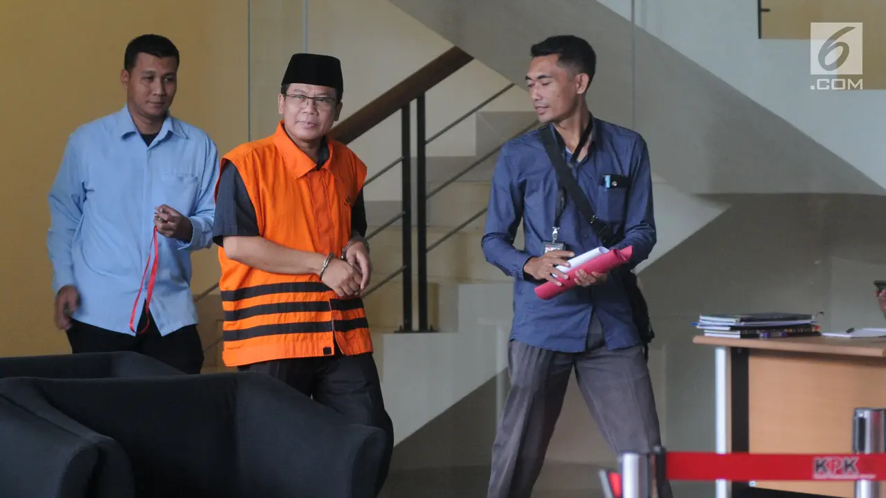 Lengkapi Berkas, KPK Kembali Periksa Taufik Kurniawan