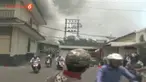 Markas kepolisian daerah,Mapolda Jawa Tengah, rabu siang terbakar, Kepanikan terjadi. saat api membakar gedung utama Mapolda. sejumlah Petugas Polri mengamankan peralatan komputer, saat api mulai membakar ruangan dinas kapolda jawa tengah.