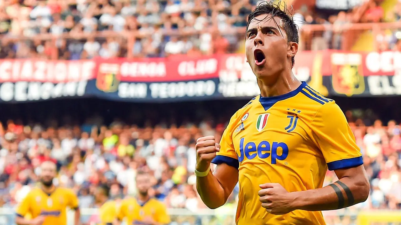 Juventus, Genoa, Serie A