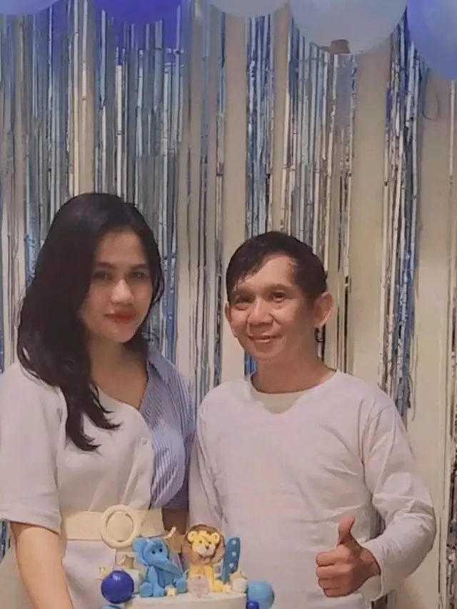 6 Potret Harmonis Ginanjar dan Istri yang Beda 32 Tahun, Bahagia Bareng Anak