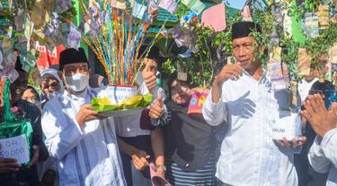 Tradisi Jambar Uang Warnai Peringatan Maulid Nabi di Bengkulu