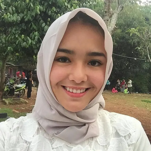 Totalitas dalam Berperan, Ini 6 Potret Amanda Manopo saat Pakai Hijab