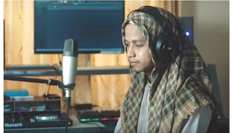 Keren, Cover On My Way Versi Sholawat Ini Nyejukkin Banget