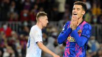 Philippe Coutinho - Pemain Brasil ini tampil cemerlang bersama Liverpool. Kepiawaiannya di lini tengah saat itu membuat Barcelona rela menebusnya 
 dengan harga selangit. Namun kini sinar Coutinho kian meredup, sempat ingin dijual Barca, namun belum ada klub yang menginginkanya. (AFP/Lluis Gene)