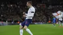 Pemain Inggris, Jamie Vardy saat membobol gawang Italia pada laga uji coba di Wembley Stadium, London, (27/3/2018). Italia tahan imbang Inggris 1-1. (AP/Kirsty Wigglesworth)