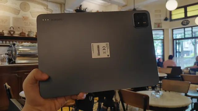 Desain Belakang Xiaomi Pad 6s Pro 12.4