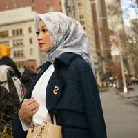 Mendapatkan Hidayah dan doa sang suami, membuat Allyssa Hawadi mantap berhijab. (Foto: Allyssa Hawadi - Candi Soelaman).