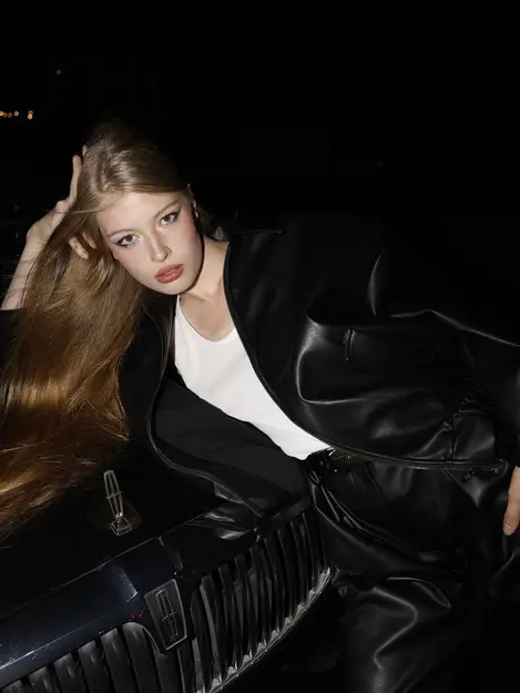 Monik Fuentes fotosurati