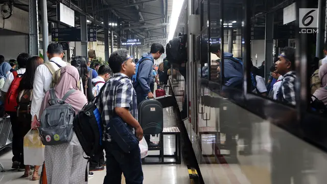 Libur Panjang Akhir Pekan, PT KAI Operasikan 11 KA Tambahan