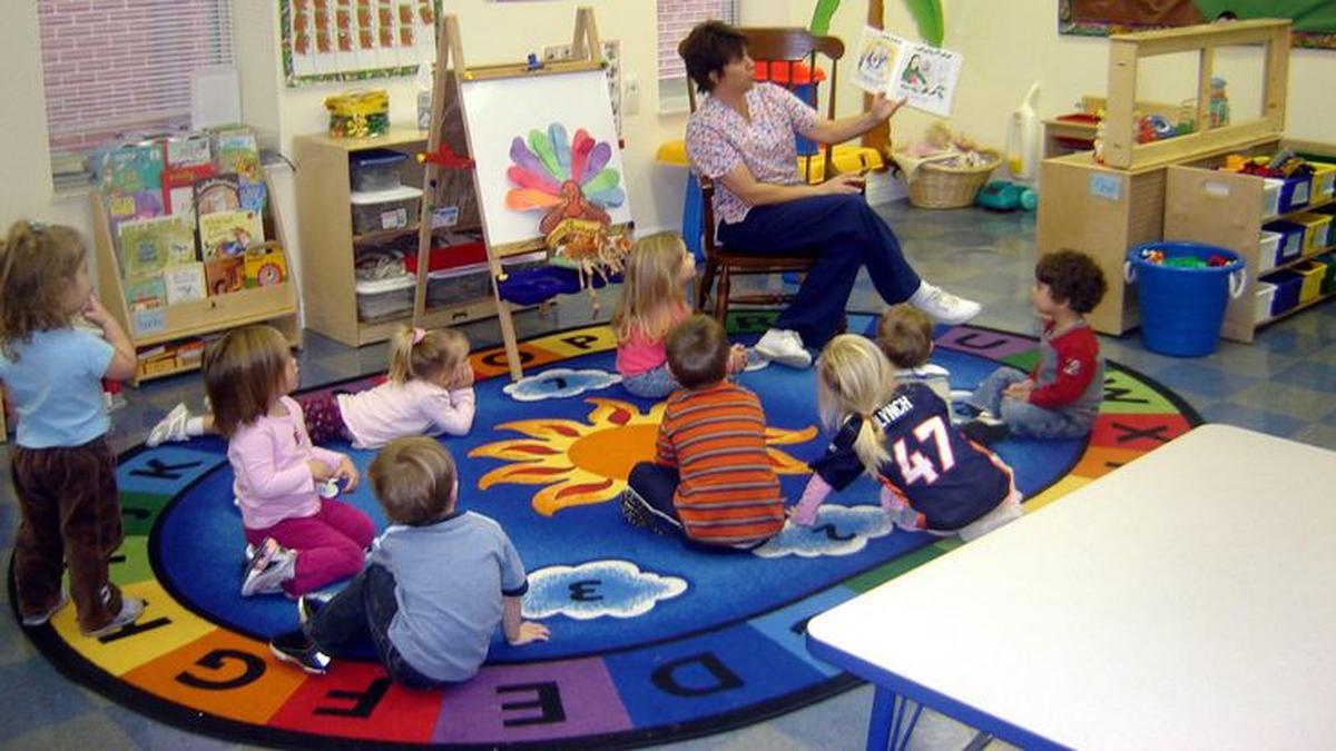 Perlukah Anak 3 Tahun Masuk Sekolah? Simak Penjelasannya Berikut Ini