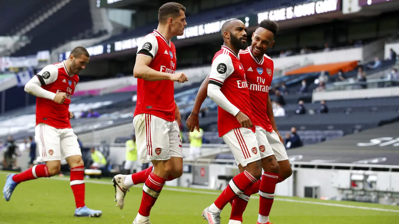Tottenham Hotspur Taklukkan Arsenal