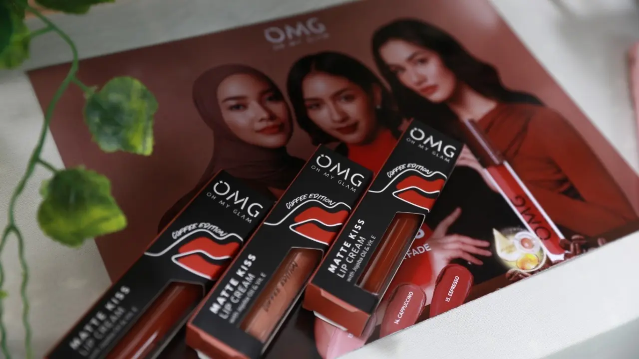Tren Makeup Ramadan 2022, Tampil Flawless dengan Lipstik Bernuansa Kopi