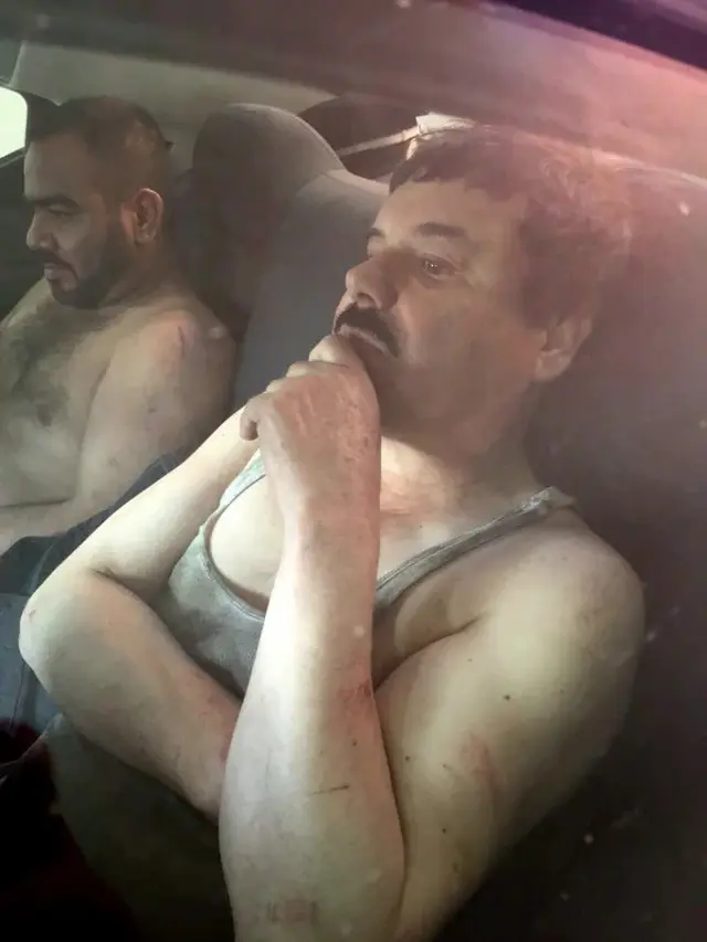 El Chapo setelah ditangkap usai kabur dari terowongan. (Office of the Mexican Attorney General)