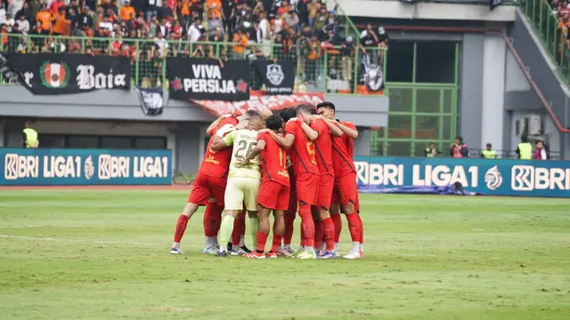 Pertandingan BRI Liga 1 antara Persija melawan Persib