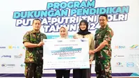 Penerima bantuan beasiswa adalah anak kandung anggota TNI dan Polri yang masih aktif bertugas dan merupakan mahasiswa D-III dan SI yang menempuh pendidikan di Perguruan Tinggi (PT). (Foto: Istimewa)